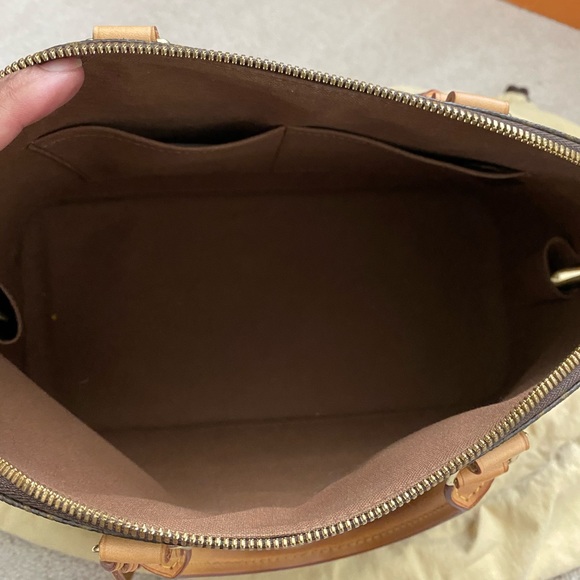 SOLD🌟Authentic Louis Vuitton Alma PM🌟 - Picture 9 of 12